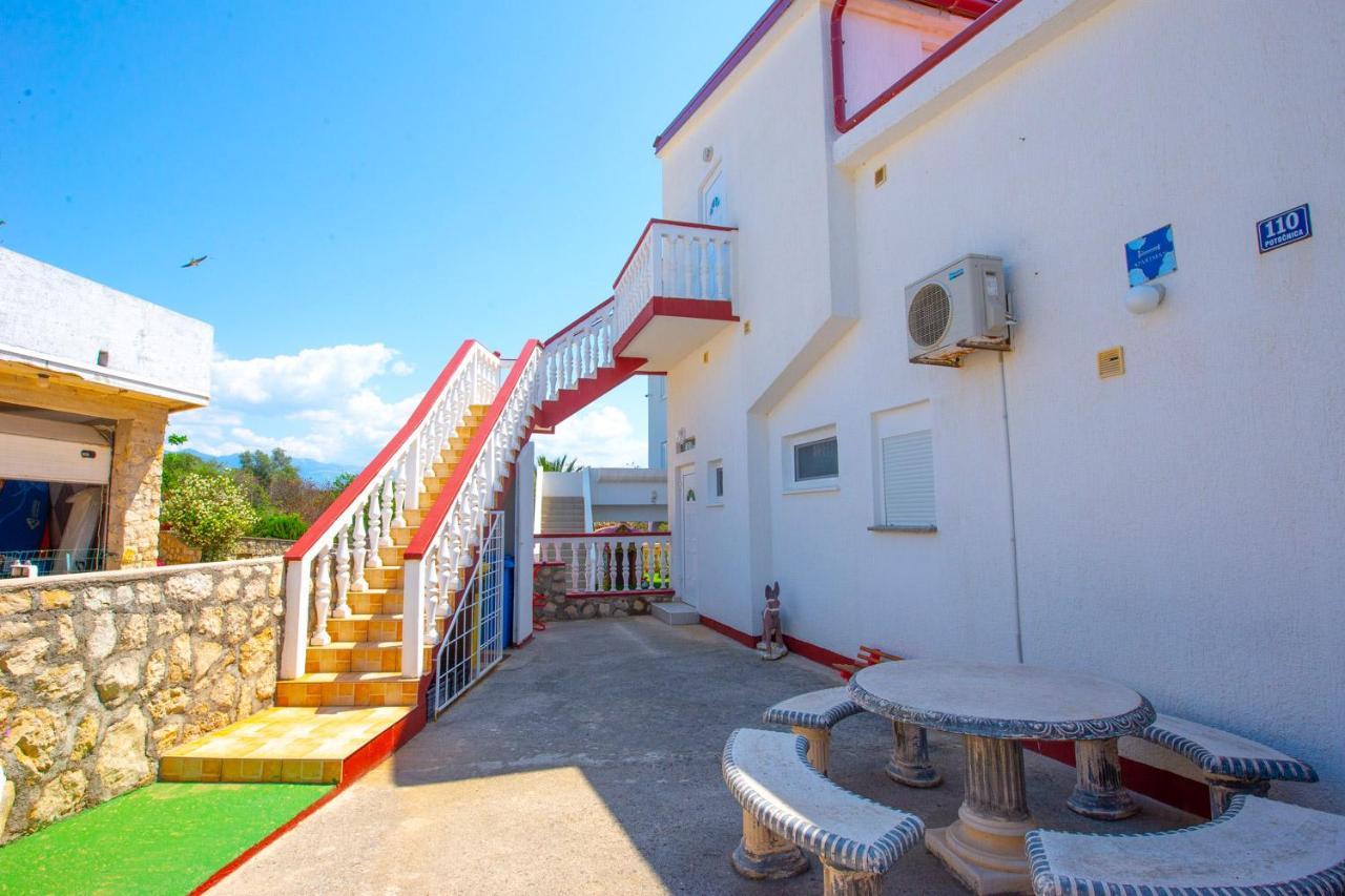Garden Resort - Apartments Ruzmarin Potocnica Exterior foto